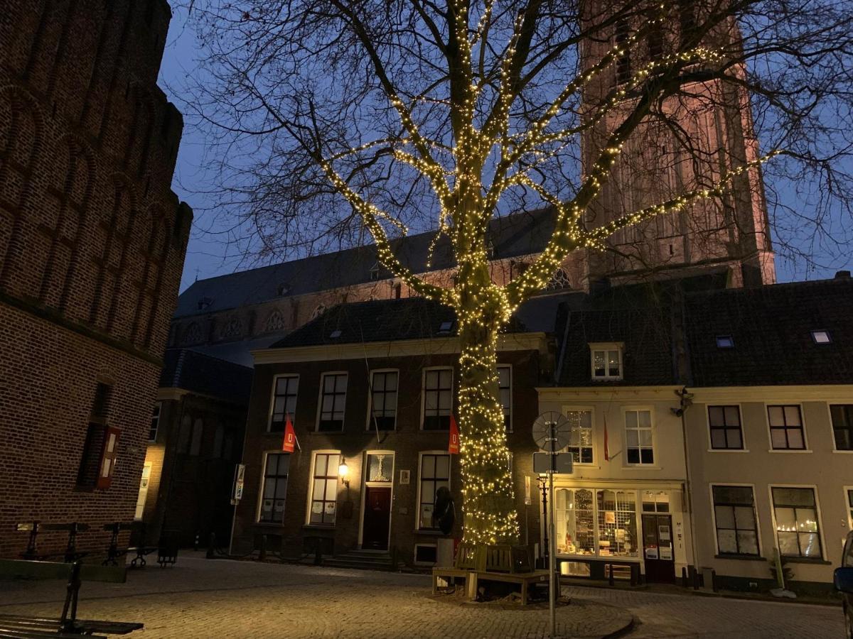 Het Rode Pakhuis Doesburg Buitenkant foto