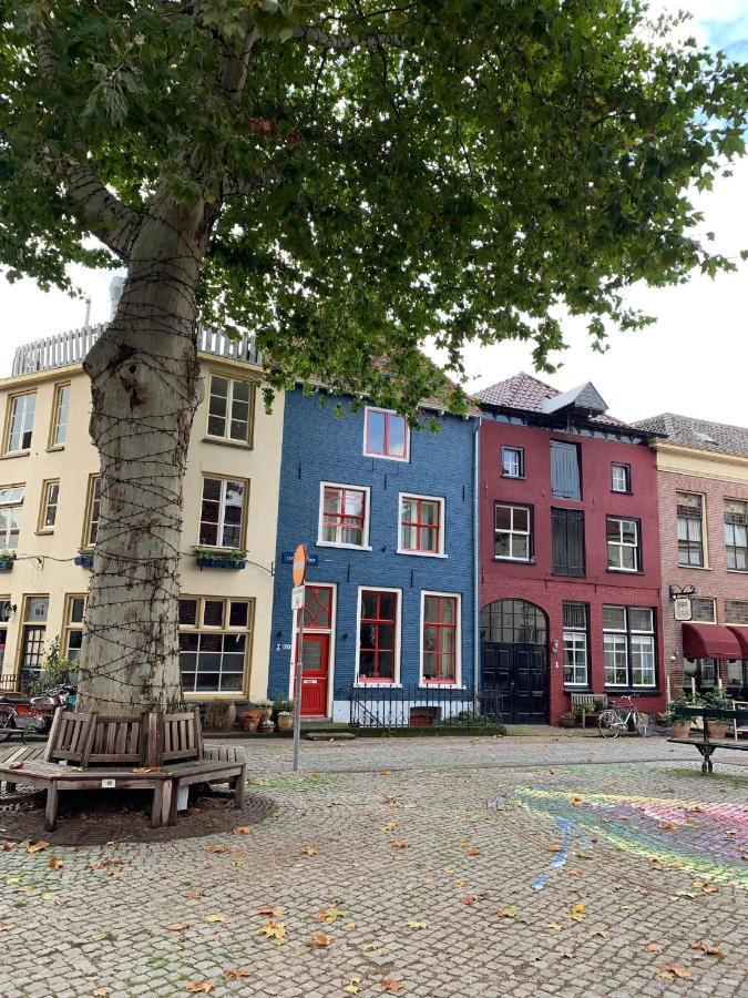 Het Rode Pakhuis Doesburg Buitenkant foto